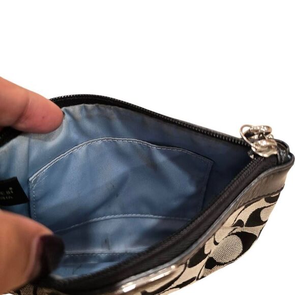 Coach Signature Womens Gray Black Canvas Leather Trim Monogram Designer Wristlet - Picture 6 of 6